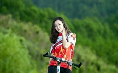 国产艳福片内射视频播放